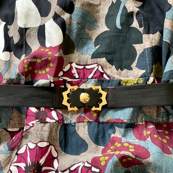 MARNI Flower Print Dress with a belt - Picture 10 of 11